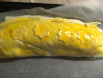 Rezept: Fleisch: Schweinefilet mit Camembert in Blätterteig Bild Nr. 5 Fleisch: Schweinefilet mit Camembert in Blätterteig - Rezept - Bild Nr. 5