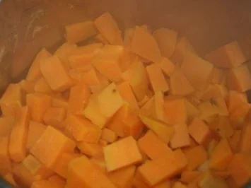 Schwein: Schweinefilet an Lebkuchensoße mit Süßkartoffelpüree - Rezept - Bild Nr. 3