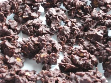 Schoko-Knusper-Berge braun - Rezept