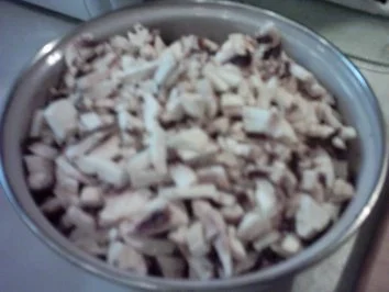 Rezept: Hackfleischklopse mit Kartoffelklöße und Pilzragout Bild Nr. 3 Hackfleischklopse mit Kartoffelklöße und Pilzragout - Rezept - Bild Nr. 3