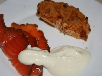 Rezept: Lachs, gebeizt mit Wasabidip Lachs, gebeizt mit Wasabidip - Rezept