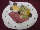 Roastbeefstreifen auf Blattsalat mit Trüffelmayonnaise - Rezept