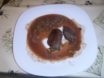 Gänseleber an Thymian,- Lauch,-  Rotwein,- Jägersauce - Rezept