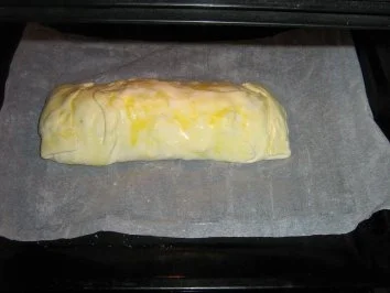 Rezept: Hähnchenbrustfiletstreifen mit Pfifferlingen im Blätterteigmantel Bild Nr. 8 Hähnchenbrustfiletstreifen mit Pfifferlingen im Blätterteigmantel - Rezept - Bild Nr. 8