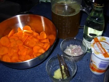 Möhren-Vanille-Suppe mit Ingwer - Rezept - Bild Nr. 2