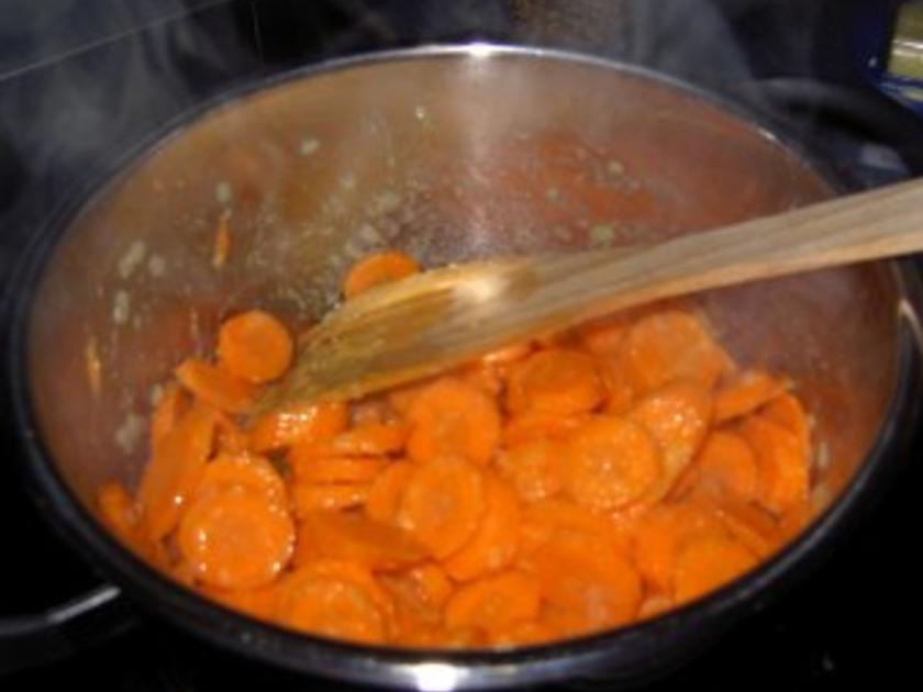 Möhren-Vanille-Suppe mit Ingwer - Rezept - kochbar.de