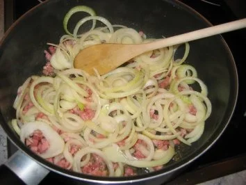 Rezept: Spätzle-Auflauf Bild Nr. 3 Spätzle-Auflauf - Rezept - Bild Nr. 3