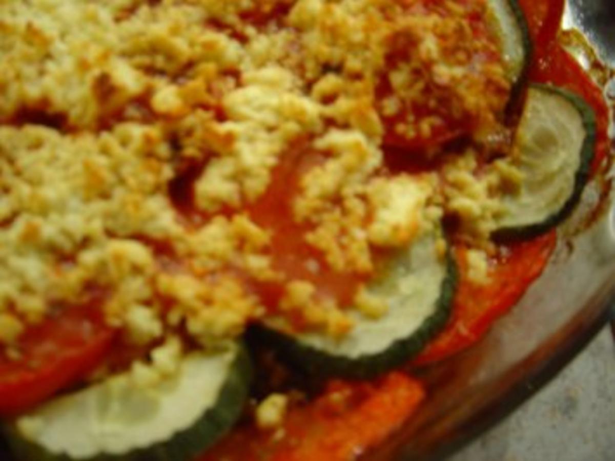 Mediteraner Hack Auflauf mit Schafskäse/Feta - einfach - 66 kcal/100g