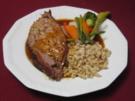 Kalbsbrust gefüllt mit Steinpilzen und Haselnussspätzle an Gemüsedekoration - Rezept
