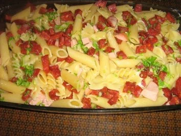 Rezept: Wurst-Nudel-Auflauf Bild Nr. 6 Wurst-Nudel-Auflauf - Rezept - Bild Nr. 6