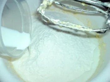 Orangen-Gugelhupf - Rezept - Bild Nr. 9