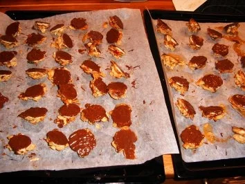 Rezept: Florentiner Häufchen Bild Nr. 2 Florentiner Häufchen - Rezept - Bild Nr. 2