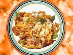 Rezept: Fusilli alla napoletana (Nudeln mit Tomatensauce) Fusilli alla napoletana (Nudeln mit Tomatensauce) - Rezept