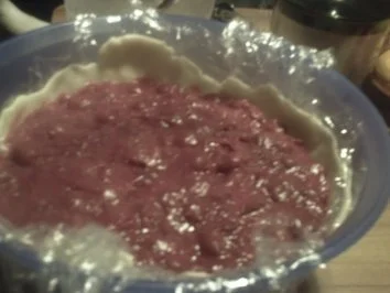 Rezept: Torten: Weihnachtstorte mit Walnuss-Sahne und Marzipan Bild Nr. 4 Torten: Weihnachtstorte mit Walnuss-Sahne und Marzipan - Rezept - Bild Nr. 4