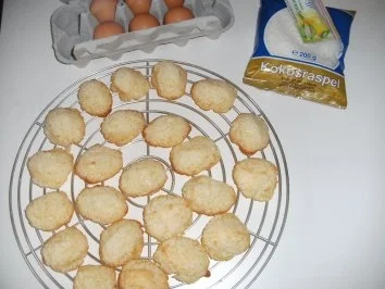 Rezept: Kokos-Makronen Kokos-Makronen - Rezept