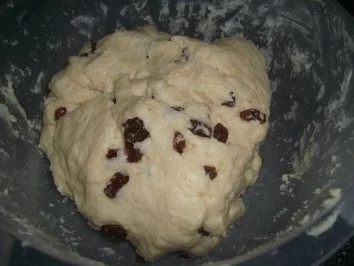 Quark-Vanille-Stollen...als Weihnachtsgeschenk für Omi+Opi ((::: - Rezept - Bild Nr. 4