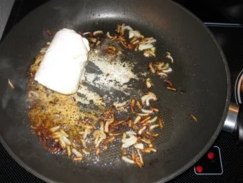 Rezept: Lachs mit Zitronen-Dill-Soße und Bandnudeln Bild Nr. 8 Lachs mit Zitronen-Dill-Soße und Bandnudeln - Rezept - Bild Nr. 8