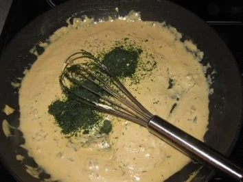 Rezept: Lachs mit Zitronen-Dill-Soße und Bandnudeln Bild Nr. 9 Lachs mit Zitronen-Dill-Soße und Bandnudeln - Rezept - Bild Nr. 9