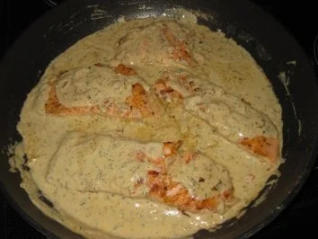 Rezept: Lachs mit Zitronen-Dill-Soße und Bandnudeln Bild Nr. 10 Lachs mit Zitronen-Dill-Soße und Bandnudeln - Rezept - Bild Nr. 10