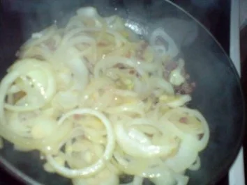 Rezept: Windbeutel mit Kirsch-Sahne-Füllung Bild Nr. 8 Windbeutel mit Kirsch-Sahne-Füllung - Rezept - Bild Nr. 8