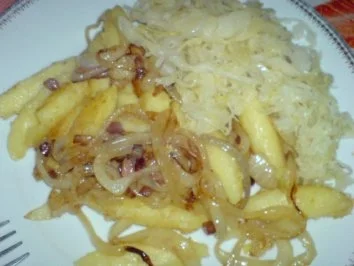 Rezept: Windbeutel mit Kirsch-Sahne-Füllung Bild Nr. 10 Windbeutel mit Kirsch-Sahne-Füllung - Rezept - Bild Nr. 10