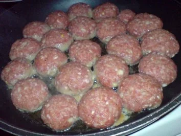 Heiligaben traditionell mit Kartoffelsalat und Würstchen - Rezept - Bild Nr. 13