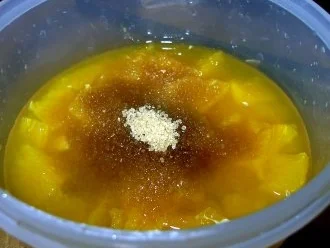 Rezept: Schokoladenmousse "Tricolor" mit marinierten Orangen Bild Nr. 3 Schokoladenmousse "Tricolor" mit marinierten Orangen - Rezept - Bild Nr. 3