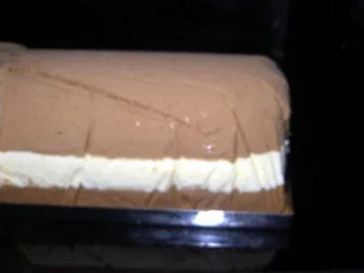 Rezept: Schokoladenmousse "Tricolor" mit marinierten Orangen Bild Nr. 12 Schokoladenmousse "Tricolor" mit marinierten Orangen - Rezept - Bild Nr. 12