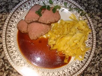 Fleisch - Rinderfilet im Ofen gegart - - Rezept