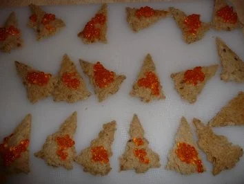 Rezept: Kartoffelcremesuppe mit Lachskaviar Bild Nr. 2 Kartoffelcremesuppe mit Lachskaviar - Rezept - Bild Nr. 2