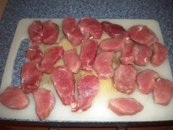 Schweinsmedaillons mit Käse überbacken - Rezept - Bild Nr. 2