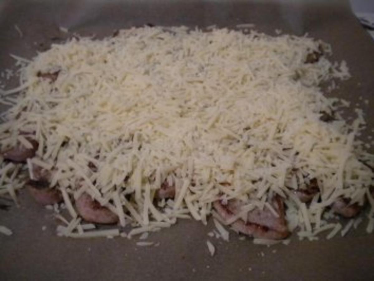 Schweinsmedaillons mit Käse überbacken - Rezept - Bild Nr. 3