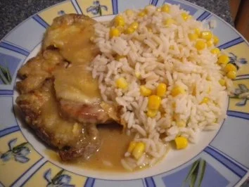 Schweinsmedaillons mit Käse überbacken - Rezept