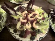 Winterliche Blattsalate mit Garnelen - Rezept