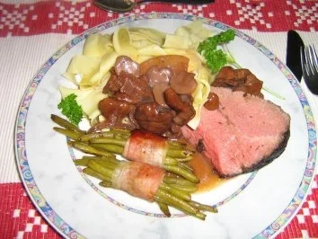 Rezept: Speckbohnenpäckchen Bild Nr. 3 Speckbohnenpäckchen - Rezept - Bild Nr. 3