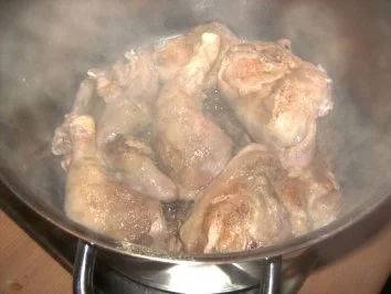 Rezept: Geflügel/ Wild: Coq au vin Bild Nr. 2 Geflügel/ Wild: Coq au vin - Rezept - Bild Nr. 2