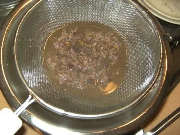 Rezept: Geflügel/ Wild: Coq au vin Bild Nr. 5 Geflügel/ Wild: Coq au vin - Rezept - Bild Nr. 5