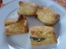 Blätterteigtaschen mit Spinat-Frischkäse-Füllung - Rezept