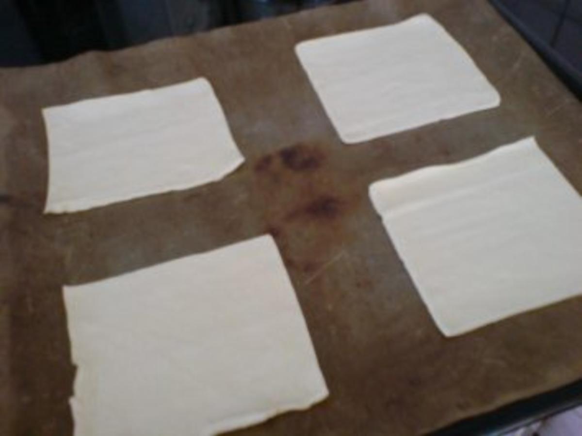 Blätterteigtaschen mit Spinat Frischkäse Füllung - einfach - von loewe_bs
