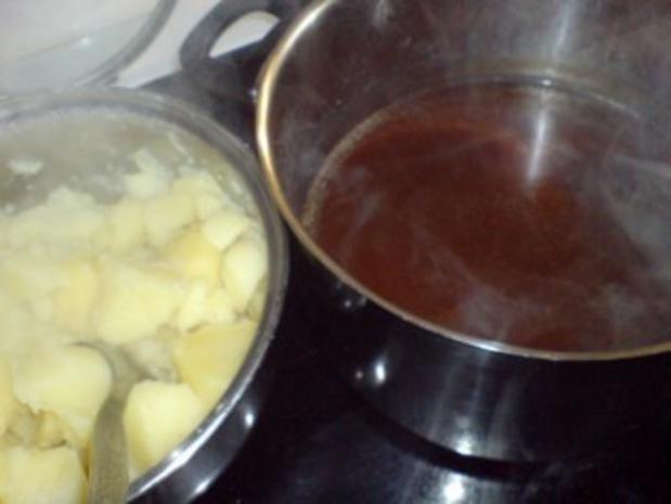 Pute mit Apfel-Rosinen-Füllung - Rezept - kochbar.de
