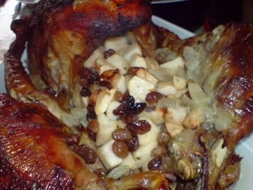 Rezept: Pute mit Apfel-Rosinen-Füllung Bild Nr. 22 Pute mit Apfel-Rosinen-Füllung - Rezept - Bild Nr. 22