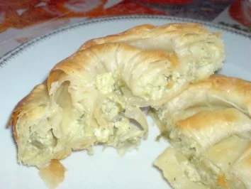 Rezept: Blätterteigschnecken mit Lauch-Käse-Füllung Bild Nr. 2 Blätterteigschnecken mit Lauch-Käse-Füllung - Rezept - Bild Nr. 2