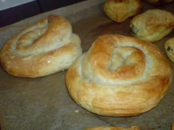 Rezept: Blätterteigschnecken mit Lauch-Käse-Füllung Bild Nr. 10 Blätterteigschnecken mit Lauch-Käse-Füllung - Rezept - Bild Nr. 10