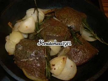 Lammrückenmedaillons mit Gnocchi und Böhnchen im Speckmantel - Rezept - Bild Nr. 4