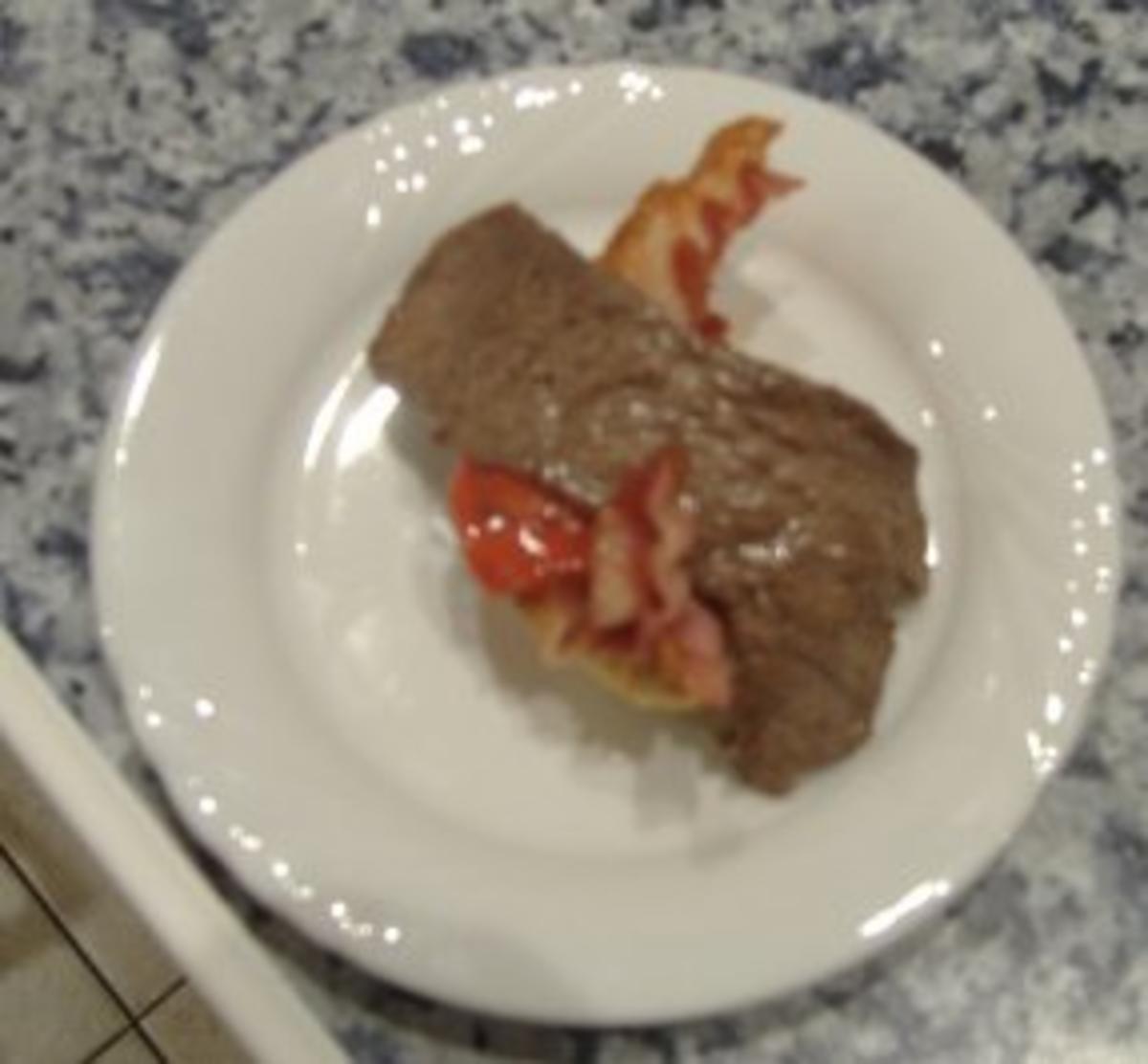 Montadito mit Lende,Bacon und rotem Paprika - Rezept