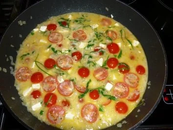 Penne rigate mit Tomaten,Rucola und Schafskäse - Rezept - Bild Nr. 2