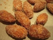 Gebrannte Mandeln in der Mikrowelle zubereiten - Rezept