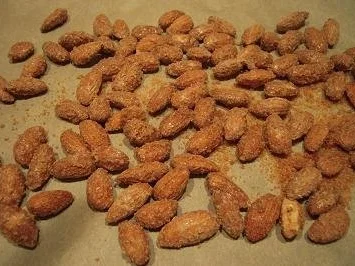 Gebrannte Mandeln in der Mikrowelle zubereiten - Rezept - Bild Nr. 2