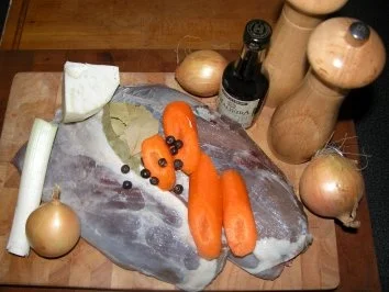 Rezept: Portugisische Wildschweinkeule Bild Nr. 2 Portugisische Wildschweinkeule - Rezept - Bild Nr. 2