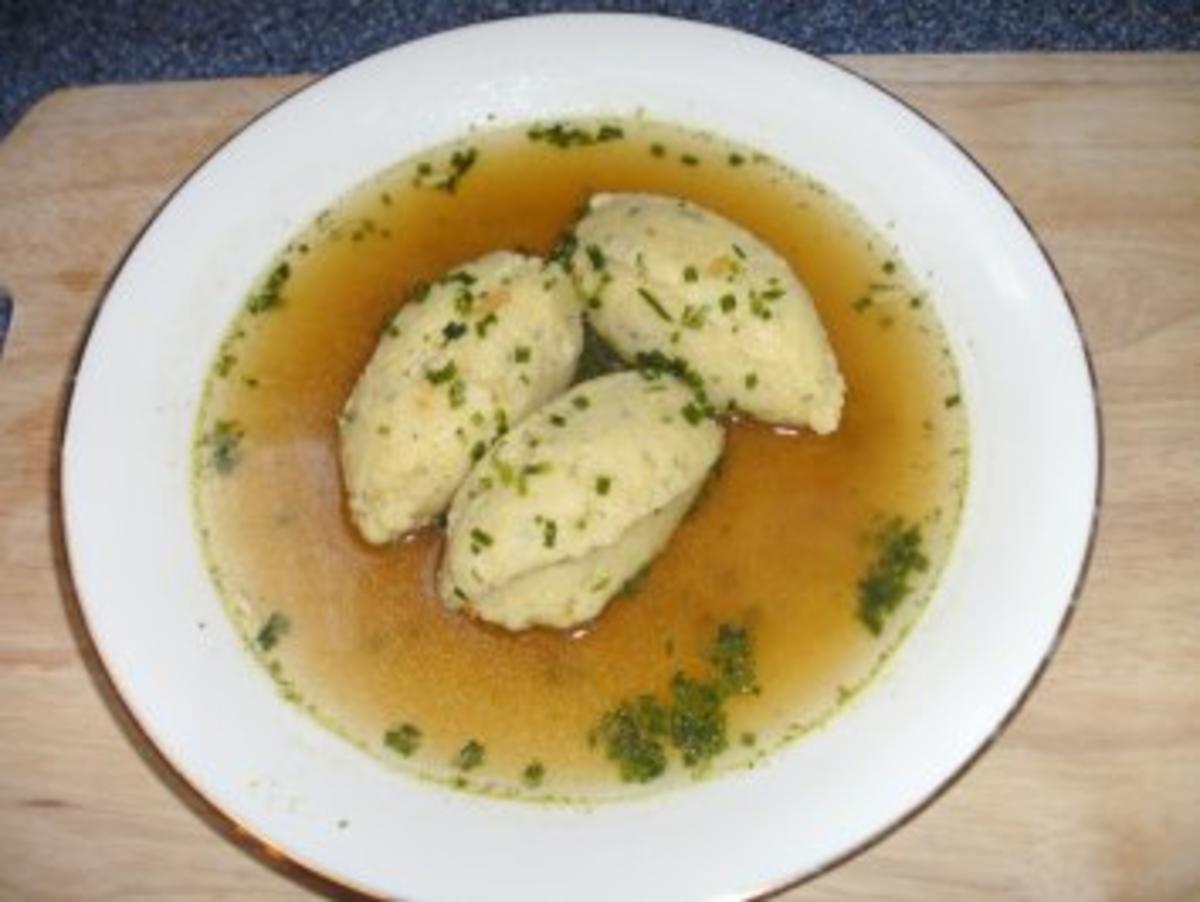 Grießnockerlsuppe - Rezept mit Bild - kochbar.de